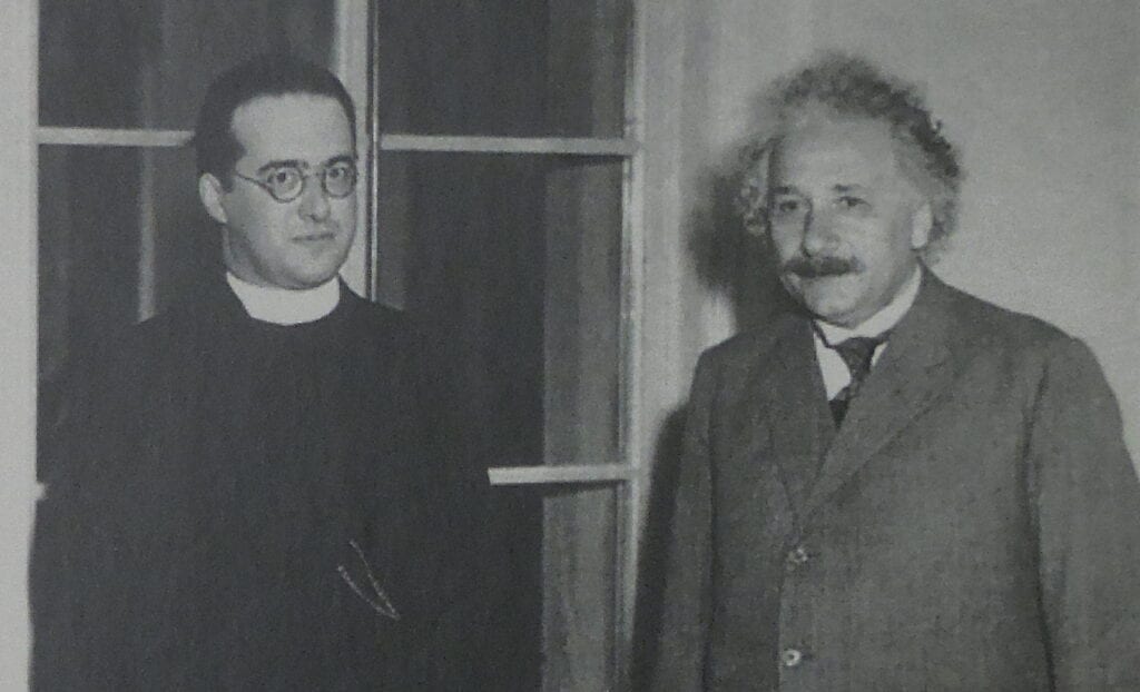 Georges Lemaître (1894-1966) e Albert Einstein (1879-1955) em 1933