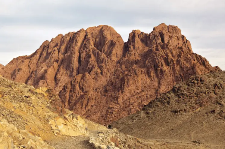 Jebel Musa - Um dos locais que a tradição aponta como Monte Sinai 