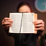 quantos capítulos tem a bíblia evangélica e católica redencao.co