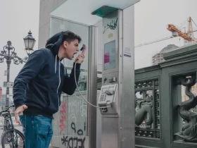 o que a Bíblia fala sobre raiva